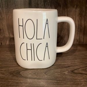 Rae Dunn HOLA CHICA Mug